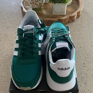 Adidas Emerald Green and White Sneakers RUN 60s 2.0